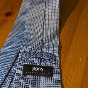 Hugo Boss Geometric Blue Tie